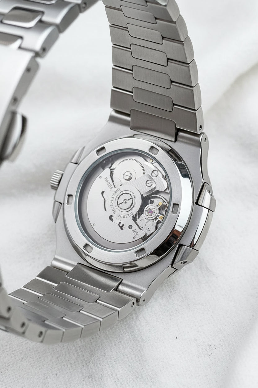 Mod Nivaro Black Dial